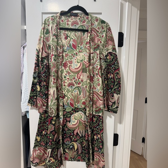 Stella Forest Other - STELLA FOREST Vintage 100% Silk Floral Paisley Long Kimono Robe